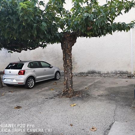 Le Pandora, Proche Tour Magne, Parking Et Terrasse Apartment Ним Екстериор снимка