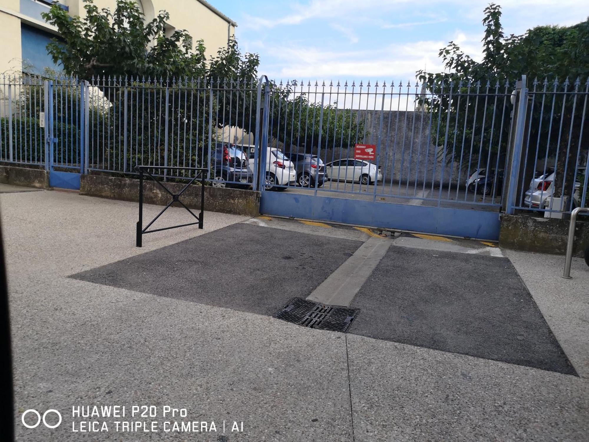 Le Pandora, Proche Tour Magne, Parking Et Terrasse Apartment Ним Екстериор снимка